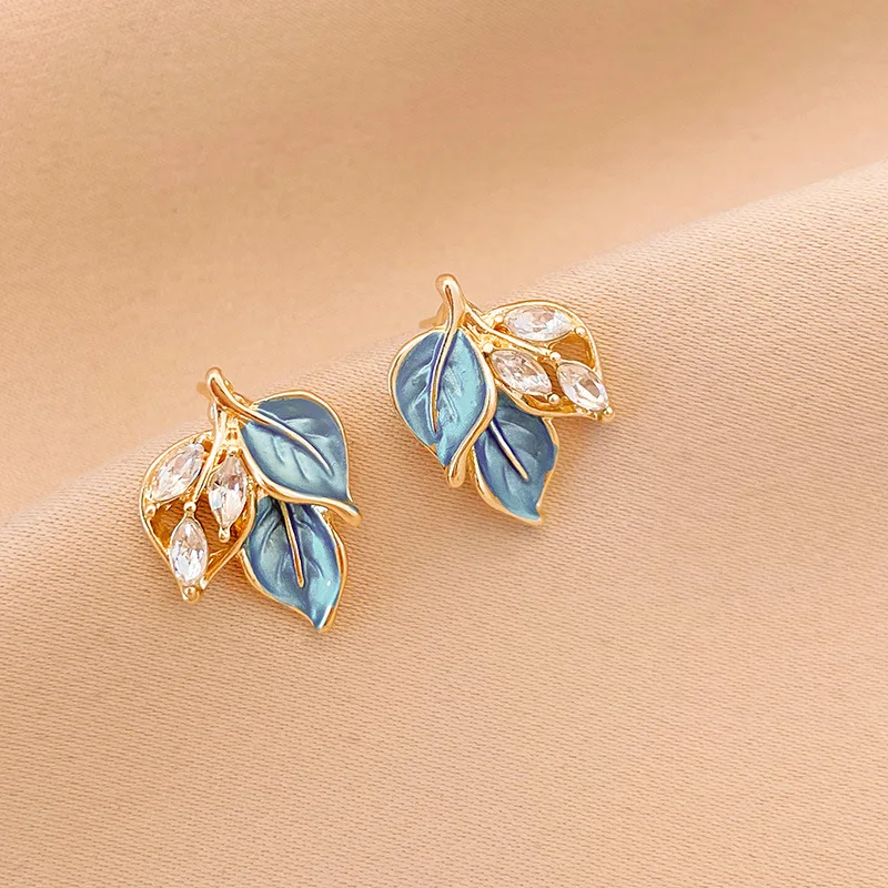 Blue Unique Leaf Earrings for Women 2024 New Fahion Niche Design Gentle Stud Earring Temperament Light Luxury Jewelry Gifts