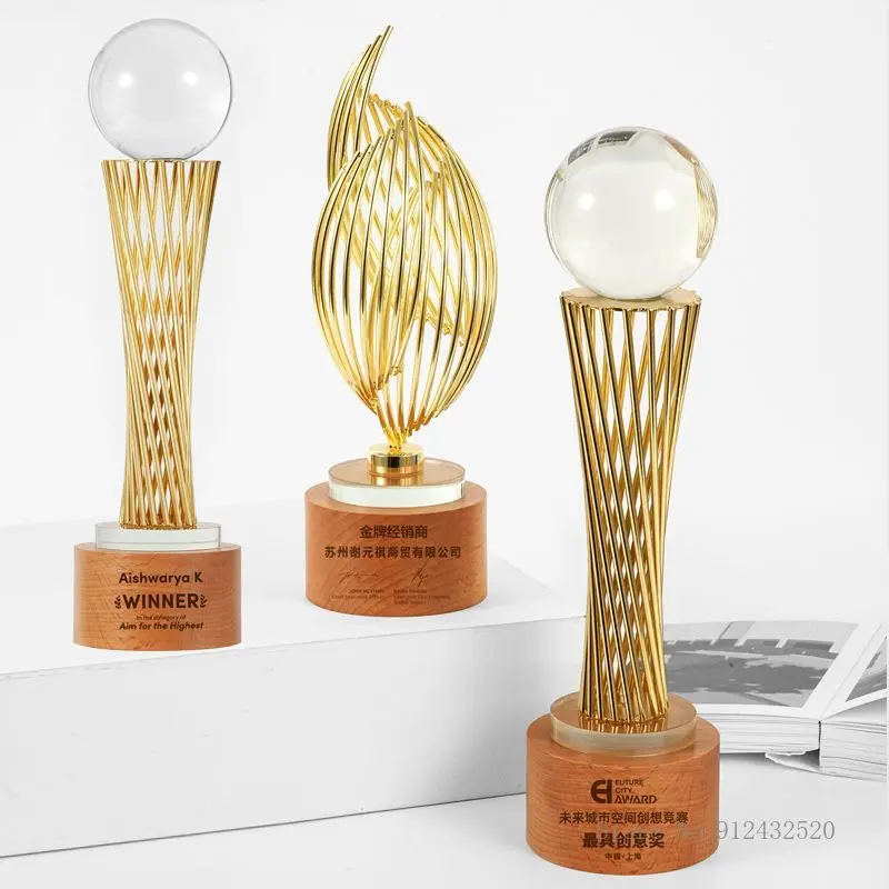 

Creative High-end Art Metal Crystal Trophy, Custom Lettering Honor Award, Commemorative, Home Living Room Decor Wooden Base, 1Pc