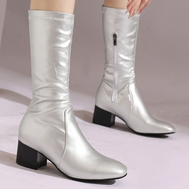 

Удобные женские ботильоны 2024, зима-осень, черные, белые, серебристые короткие ботинки на низком каблуке, обувь для женщин, большой размер 45 50
