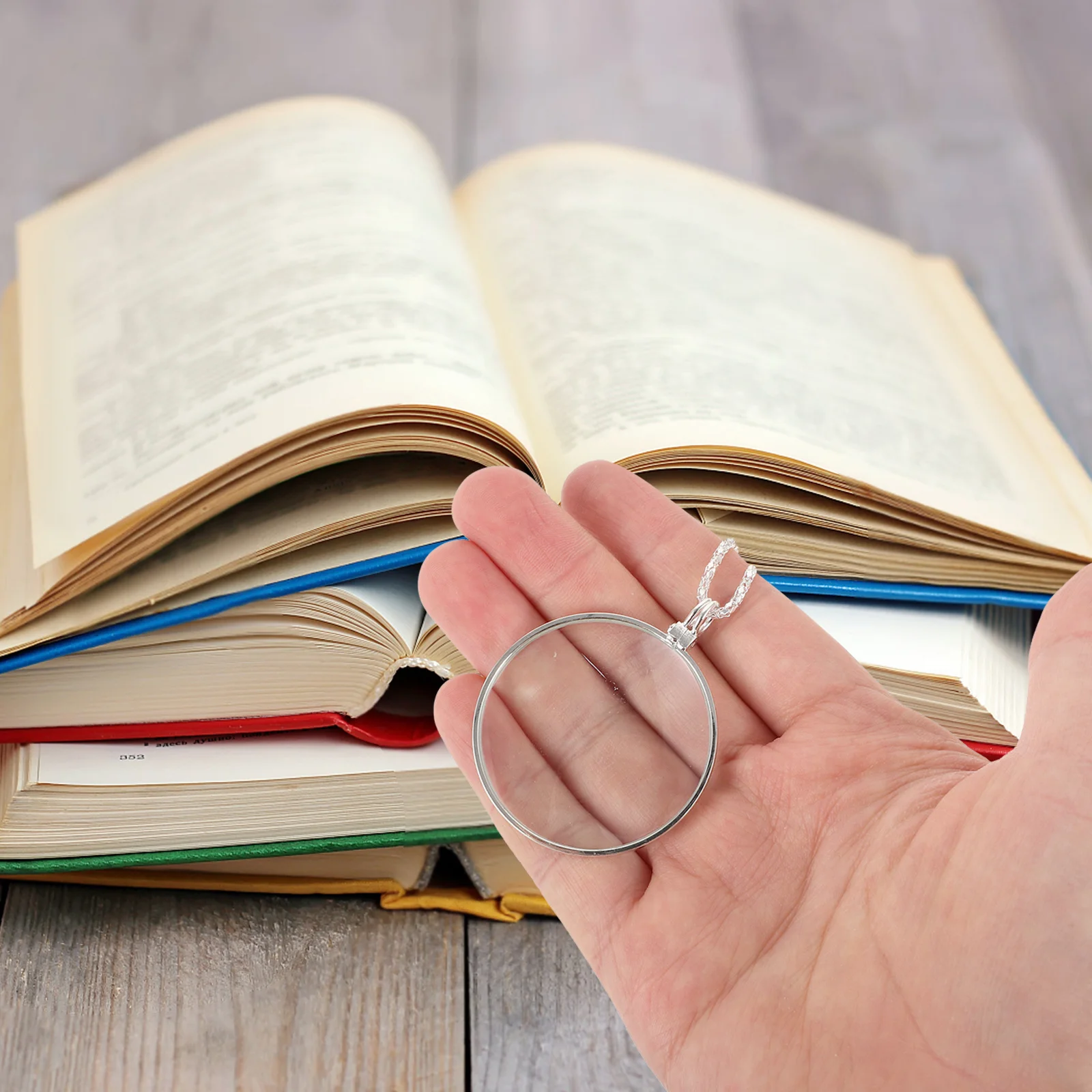 

1pc Reading Magnifier 5X Magnifying Glass For Books Maps Inspection Portable Necklace Pendant Elderly Kids Learning Tool