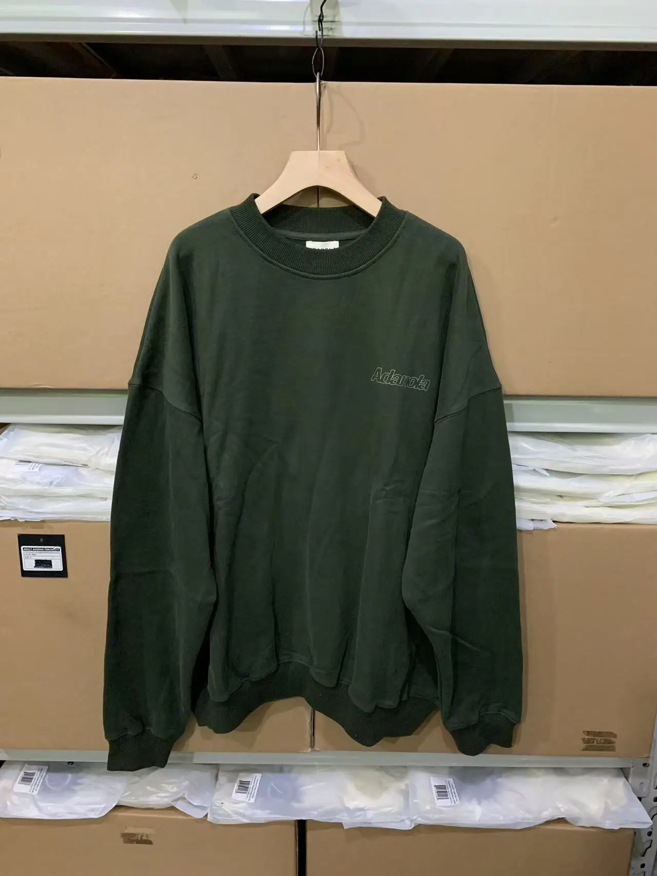 เสื้อฮู้ดดี้ทรงหลวม ผ้าฝ้าย สีเขียวมะกอก สไตล์ลำลอง ใส่สบาย ระบายอากาศได้ดี เหมาะสำหรับออกกำลังกาย ใส่ได้ทั้งฤดูใบไม้ผลิและฤดูใบไม้ร่วง