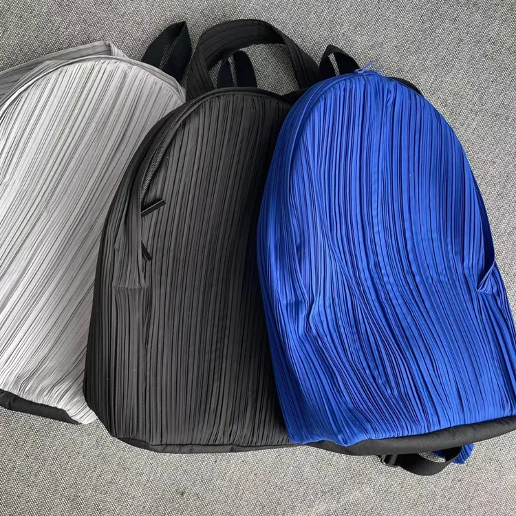 Design Miyake New Lightweight Pleated Backpack Ladies 2023 Fold Backpack Light Weight and Large Capacity Casual School Bag