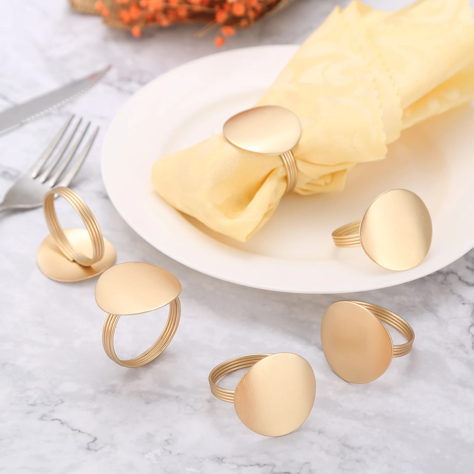 6pcs Napkin Ring Simple Nordic Round Towel HolderMatte Gold  Minimalist Metal Button Modern Table Ornament Wedding Party Decor