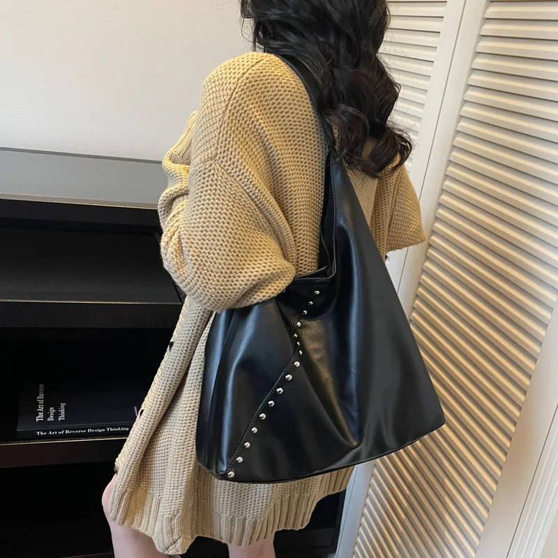 

2025 Womens Underarm Bag, Genuine Leather Large Capacity Multi-way Shoulder Crossbody Purse, Vintage Chic Tote for Work