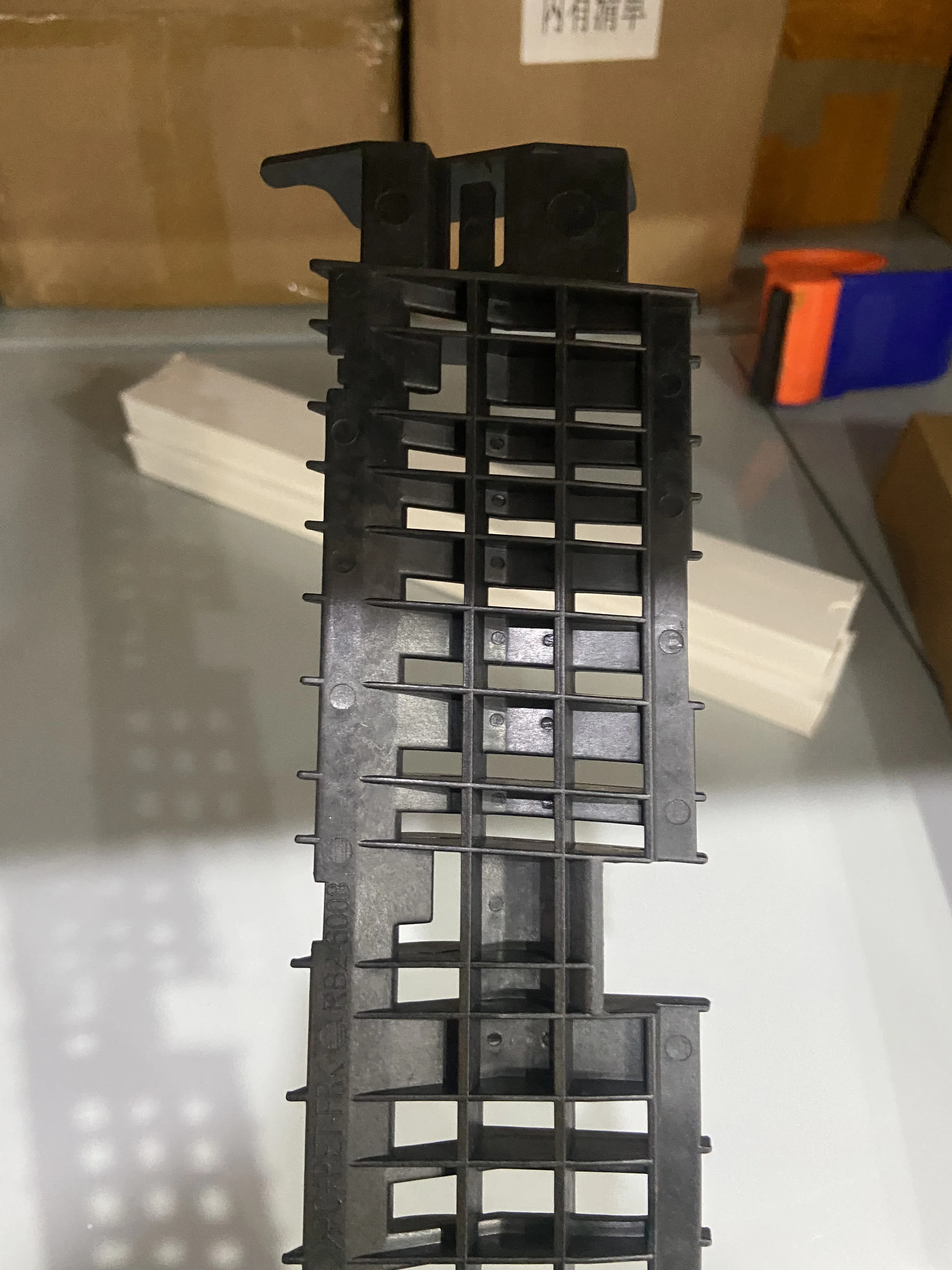 plastico-de-porta-esquerda-easy-fix-para-hp-9000-9040-rg5-5646-guia-de-fusor-entrega-rb2-6008-000