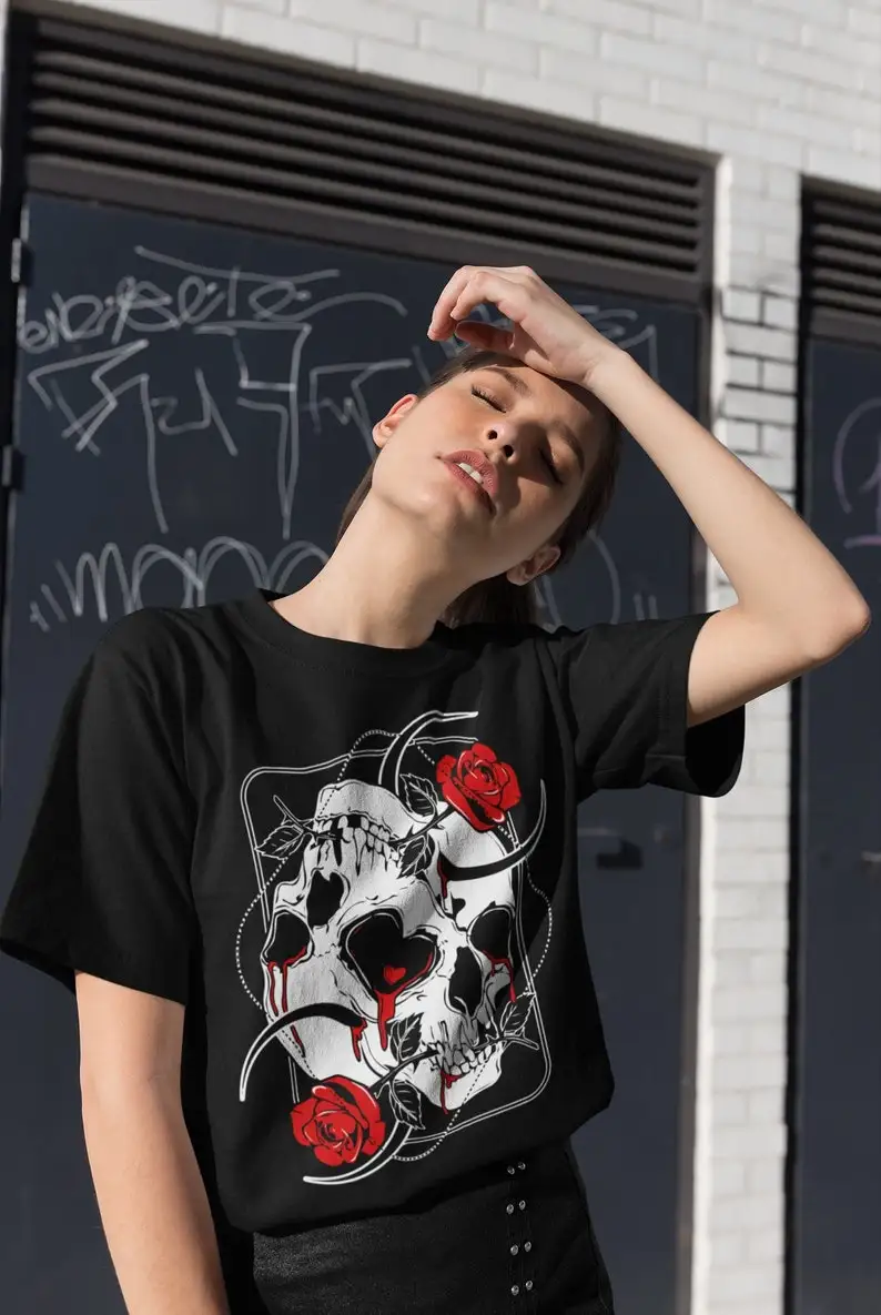 

Skull Roses Goth Shirt, Grunge Clothing, Japanese Aesthetic T-shirt, Alternative Gothic Clothes, Japan Streetwear, Tumblr Clothe