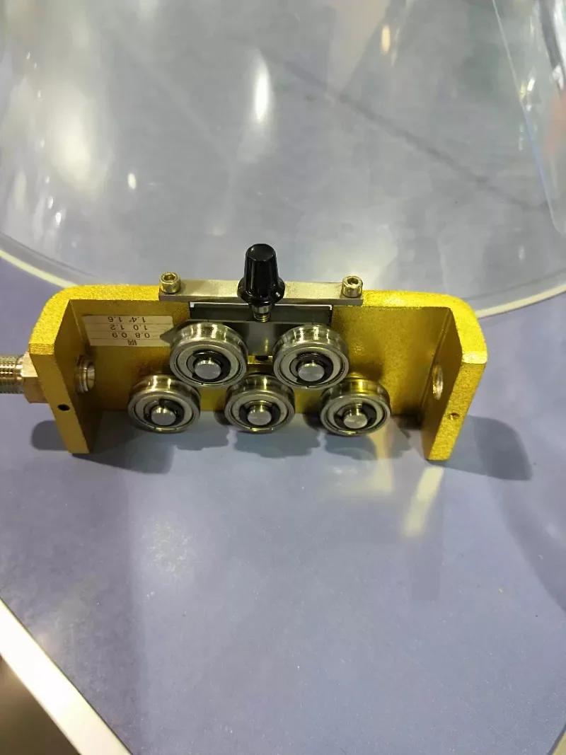 Accesorios para tapa de cubo Calibración de alineadores de cables Planchas de cables de cinco ruedas