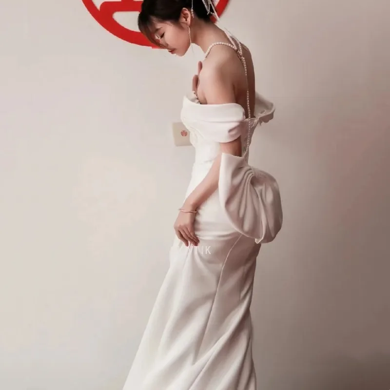 Satin Mermaid Wedding Dresses Withtrain Elegant Boat Neck Sexy Backless Bridal Dress Satin Simple Vestidos De Novia Customized