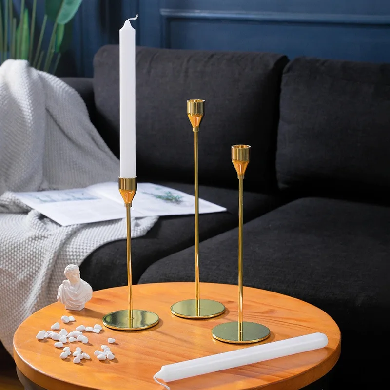 

1 set of three simple iron candle holders for candlelight dining table decoration