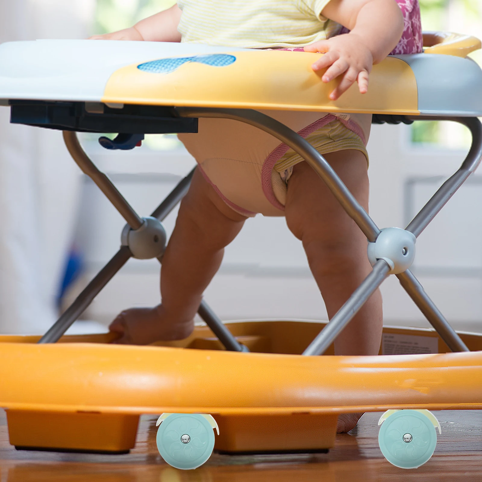 4-delige stille kinderwagenwielen Draaibare vervangende onderdelen Gemakkelijk los te maken Plug-in Ontwerp Peuter Walker Accessoires Kinderwagen