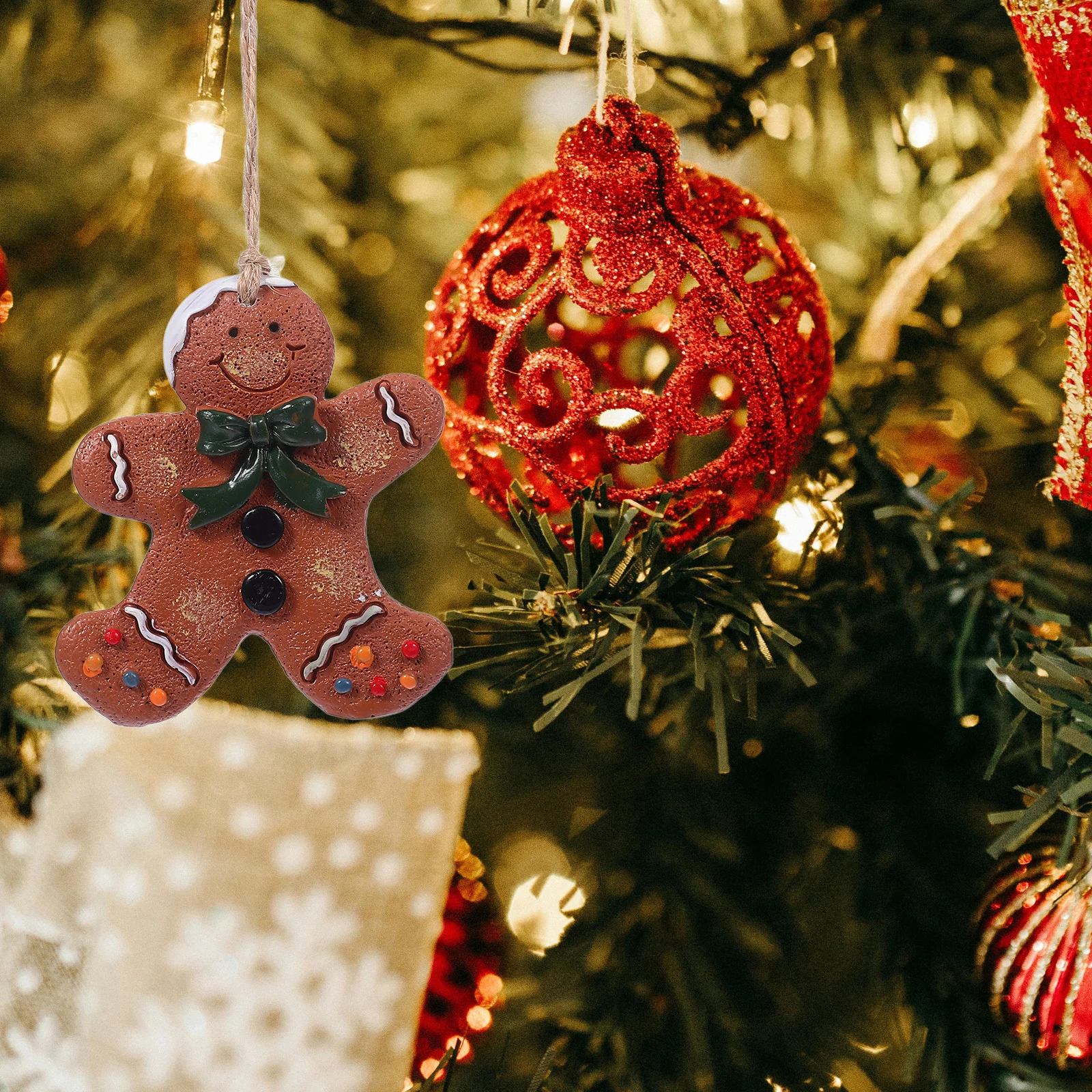 

2Pcs Christmas Gingerbread Man Ornament Hanging Pendant Xmas Tree Decor Party Decoration Christmas Tree Decorations