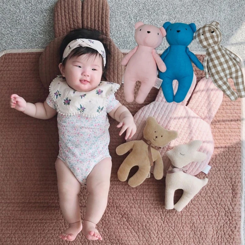 

Newborn Photo Props Cartoon Bear Rattle Photo Posing Accessory Soothe Toy