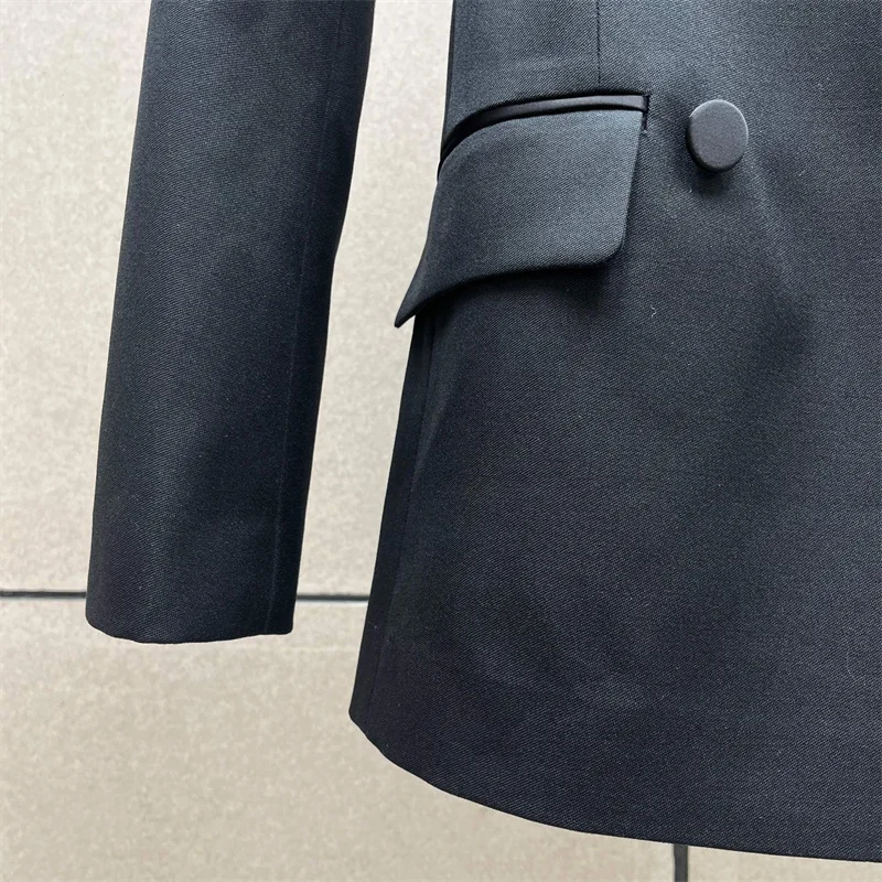 سترة نسائية شتاء 2025 جديد من الساتان المرقعة التلبيب بأكمام طويلة مزدوجة الصدر سليم صالح المرأة البدلة سترة معطف المرأة