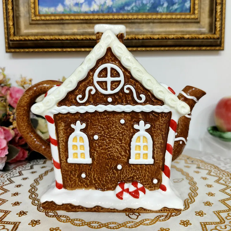 Ceramic candy teapot ornament, European and American Christmas decoration ornament, underglaze colored gingerbread
