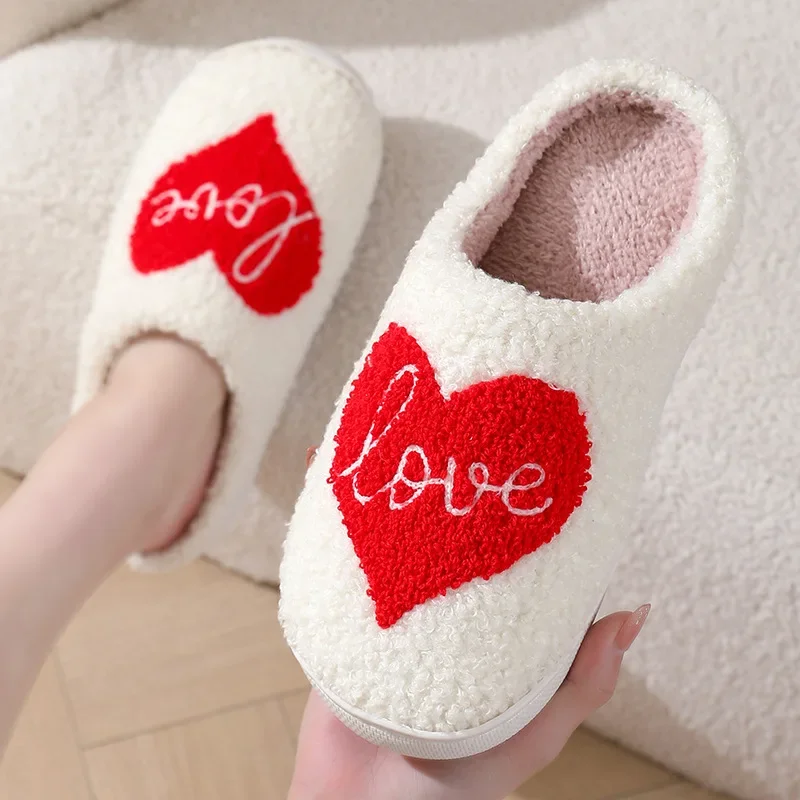 

Зимние тапочки с рисунком Love для мужчин и женщин, удобные теплые домашние тапочки на мягкой подошве, модель 2024 года