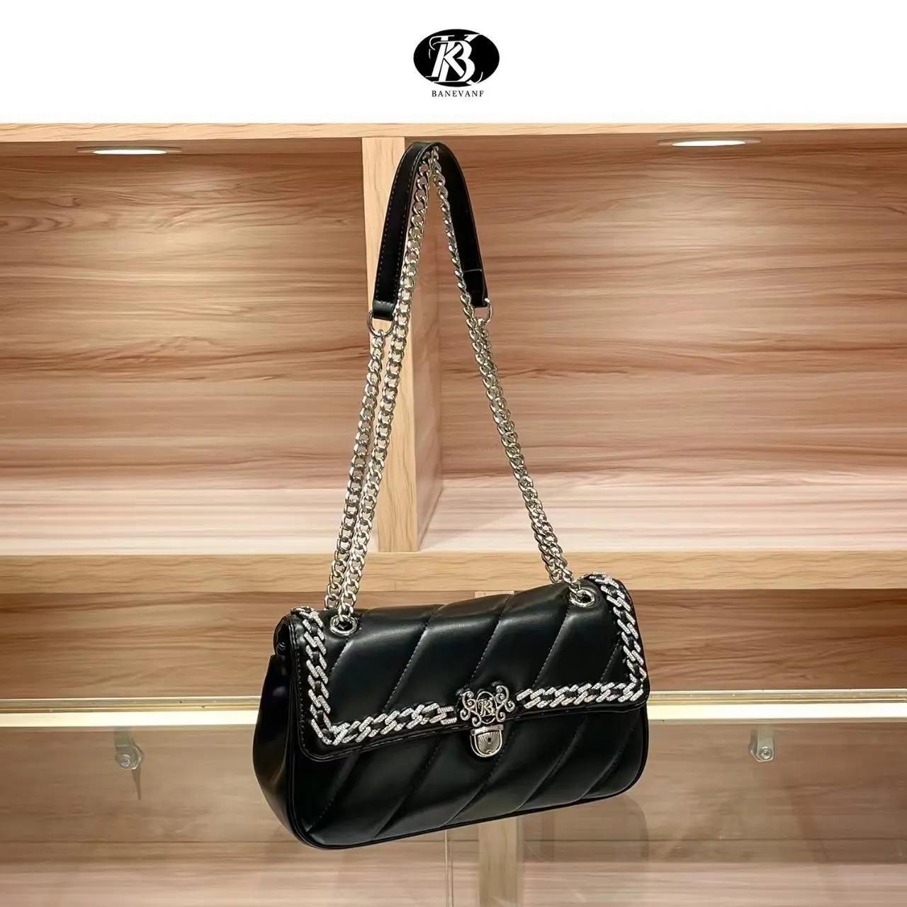 Tas Ransel Kulit Desainer Dengan Gaya Paris Klasik Dan Logo Huruf Trendi Untuk Gaya Hidup Elegan