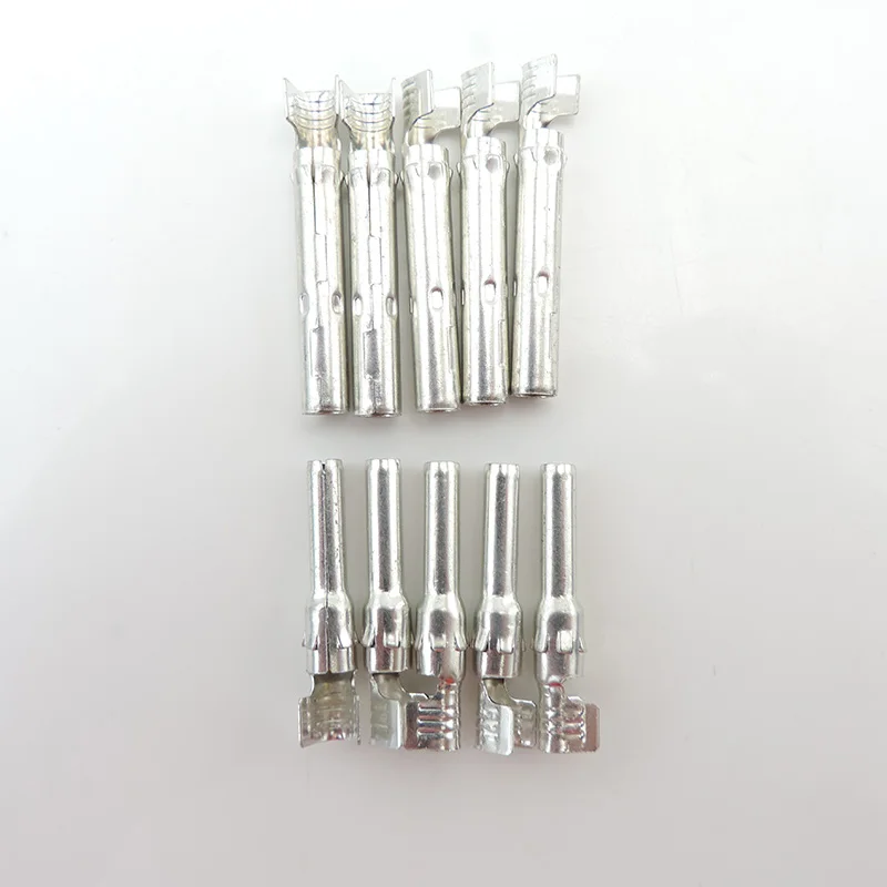 Solar Male Female Connector Inside Metal Core for Cable Connect Solar Panel IP65 Waterproof