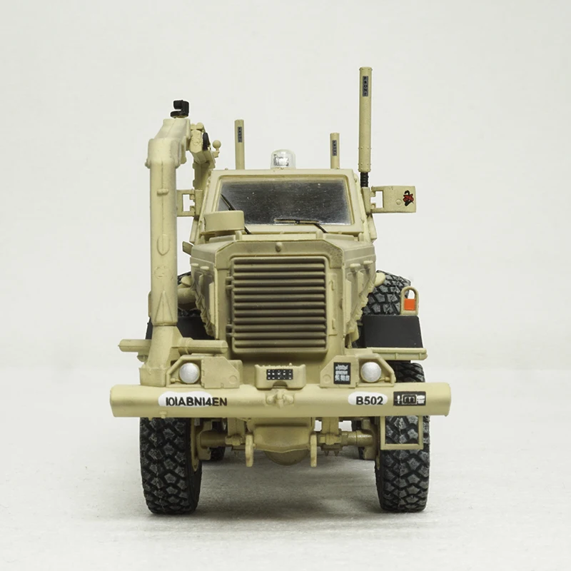 T-MODEL 1:72 Scale Plastic 2006 Buffalo Lightning Protection Vehicle Model Classics Nostalgia Souvenir Collection Static Display