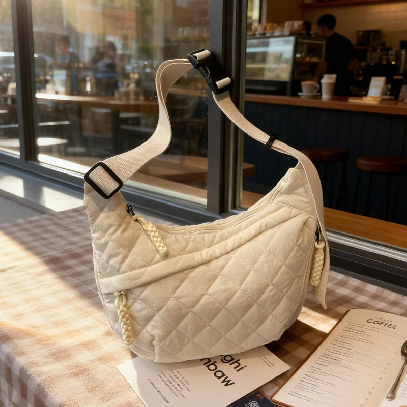 

New Women Hobo Bag Large Capacity Crossbody Shoulder Bag Fashion Quilted Casual Tote Comfortable and Versatile Bags for Travel