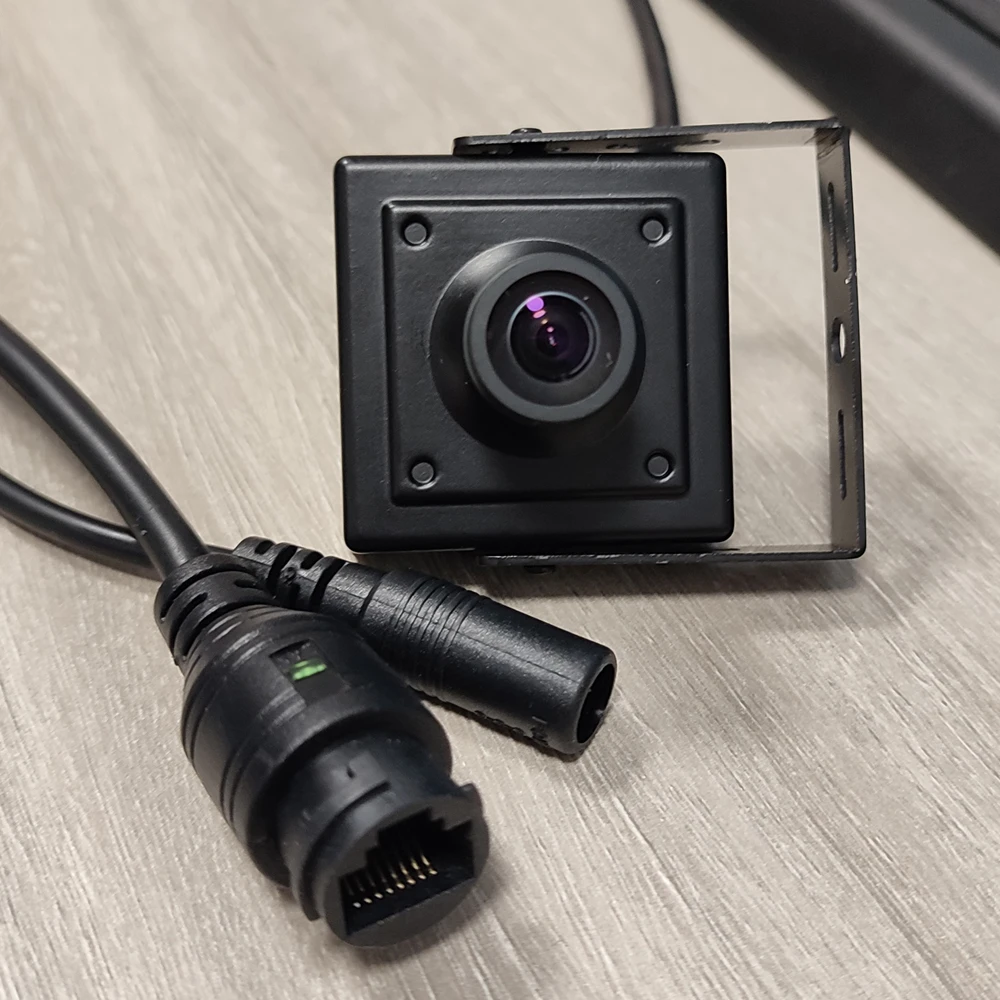 

Revotech 4MP 5MP POE Fisheye H.265 HD IP-камера Крытый мини-тип безопасности ONVIF P2P Система видеонаблюдения Камера видеонаблюдения