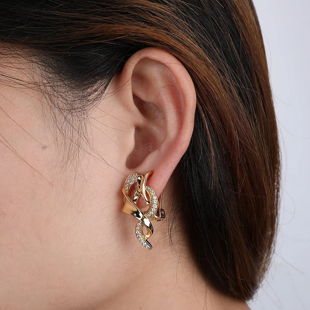 VAROLE Twisted Art Earrings For Women With Sparkle Cubic Zirconia Gold Color Ear Cuff Friends Gift Fashion Jewelry Boucle Oreill