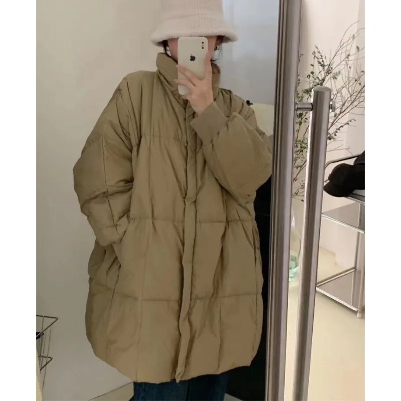 Chaqueta de plumón con manga de murciélago para mujer, parka de longitud media con cuello levantado, ropa de exterior gruesa y holgada, novedad de invierno, 2023