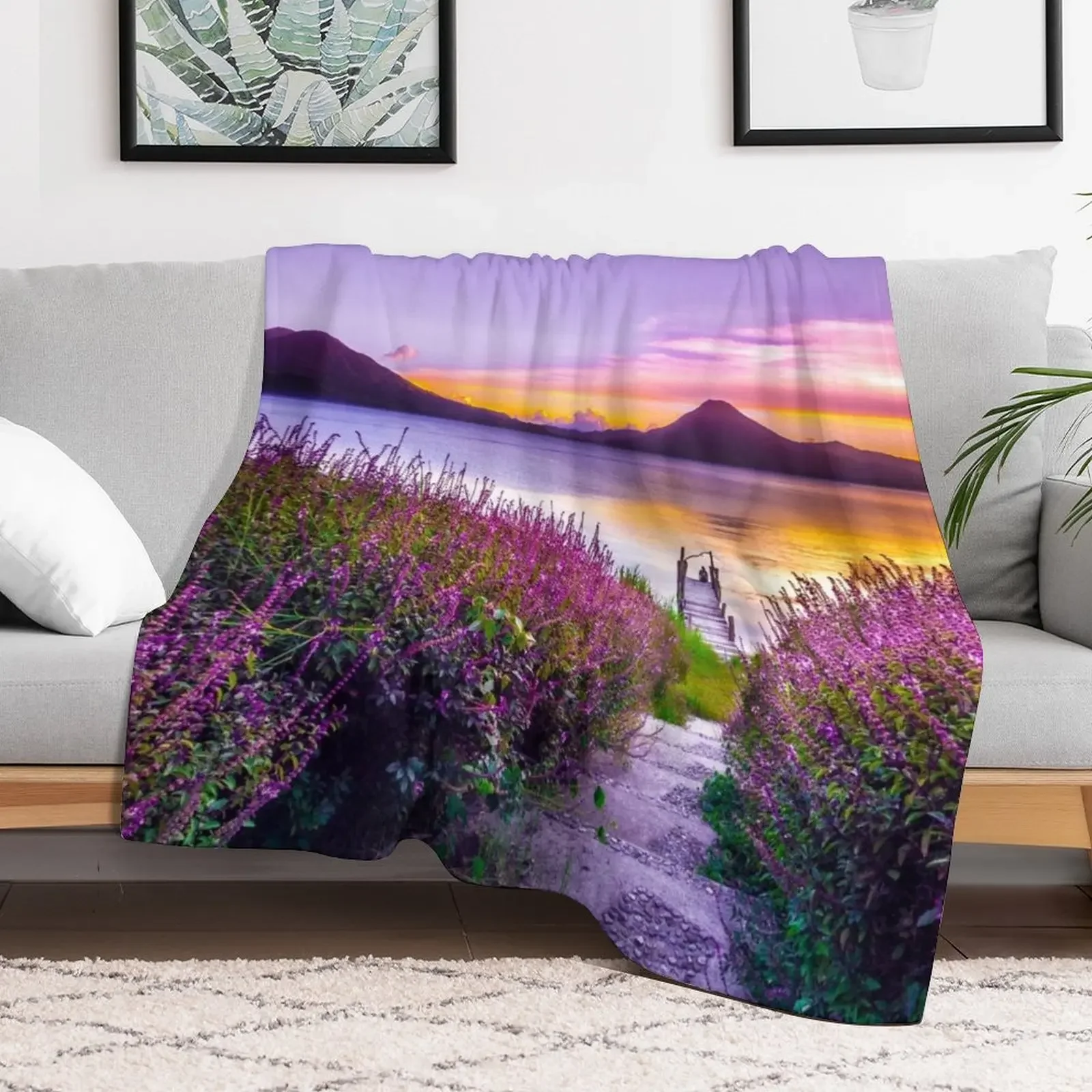 Lago de Atitlán - Lake in Guatemala Throw Blanket Versatile Cozy Throw Blanket for All Occasions