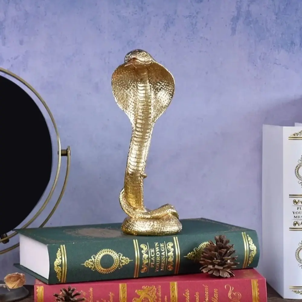 Cartoon Lucky Snake Statue Funny Handmade Cobra Figurine Resin Crafts Simulation Animal Sculpture For Home Room Bedroom