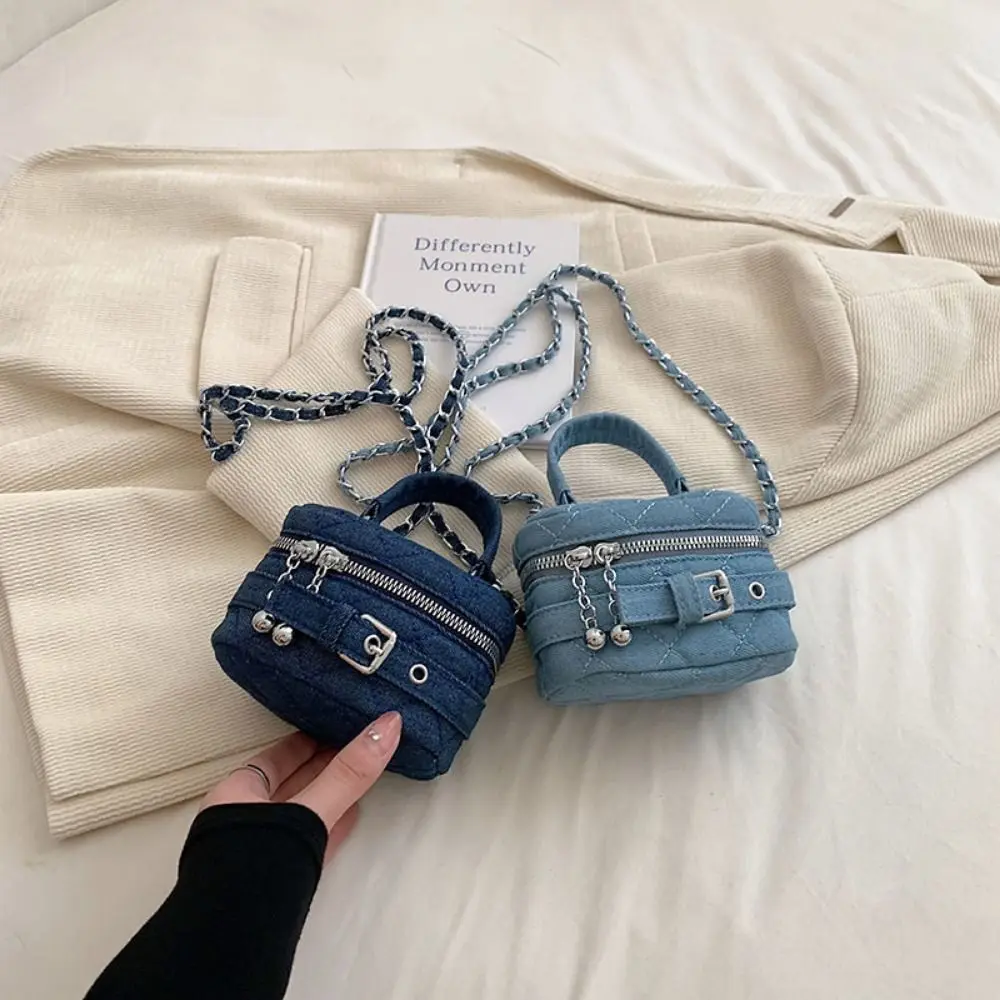 New Large Capacity Bucket Small Bag Portable Denim Lipstick Accessory Bag Blue zipper Denim Chain Bag Women