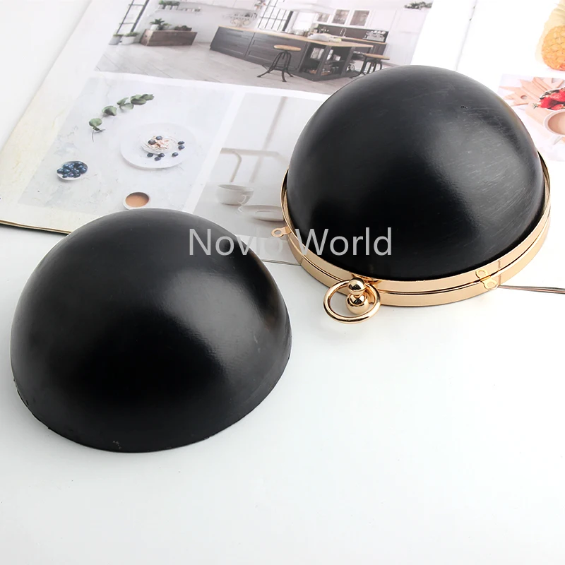 1-2 Pcs 12.5*11cm Round Shape Gold Metal Box with Black Plastic Diy Handbag Metal Clasps Bag Frame Bag Accessories for Women