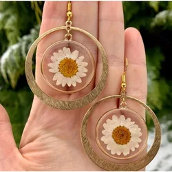 2024 New Bohemian Style Eternal Flower Daisy Resin Transparent Earrings Retro Women's Festival Party Jewelry Accessories Gifts