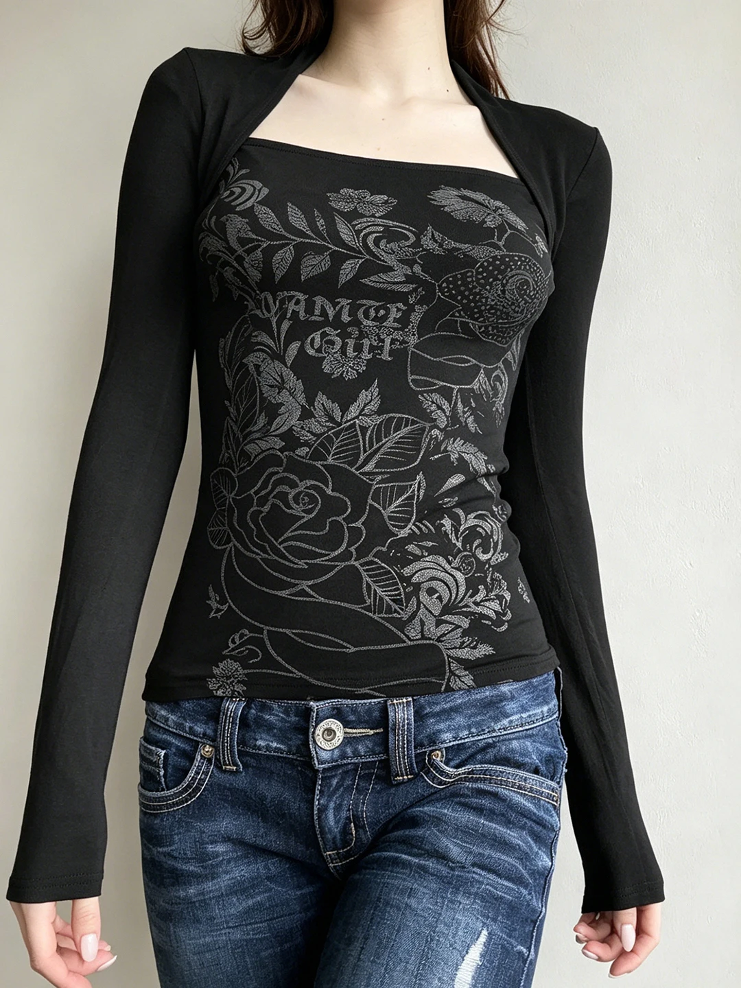

WEEKEEP Dark Style Square Collar Floral Print Splice Long Sleeve T-Shirt Women's Slimming Base Layer Top Street Fashion Polye...