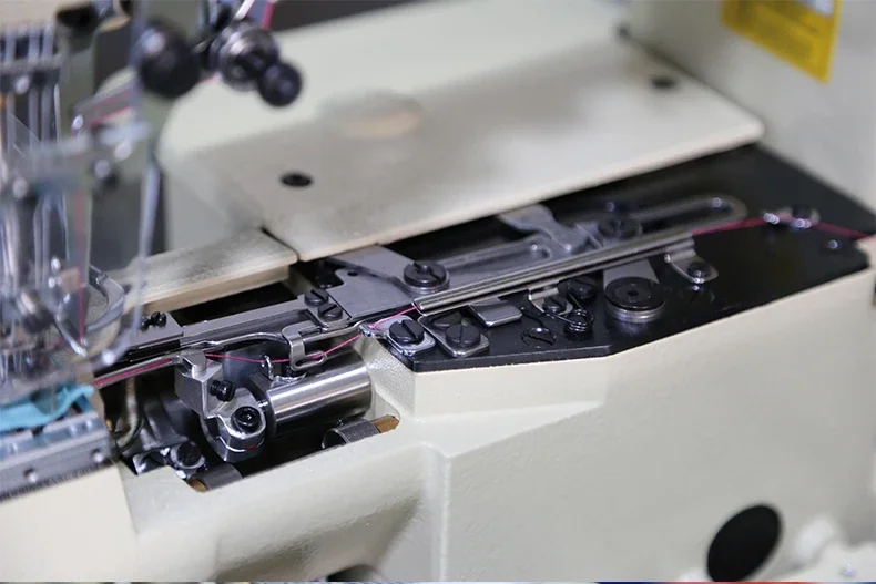 Hot Selling Gc787d-Est Machine Sewing Cylinder-Bed Apparel Machinery General Seam Sewing Machine Interlock Maquina De Coser