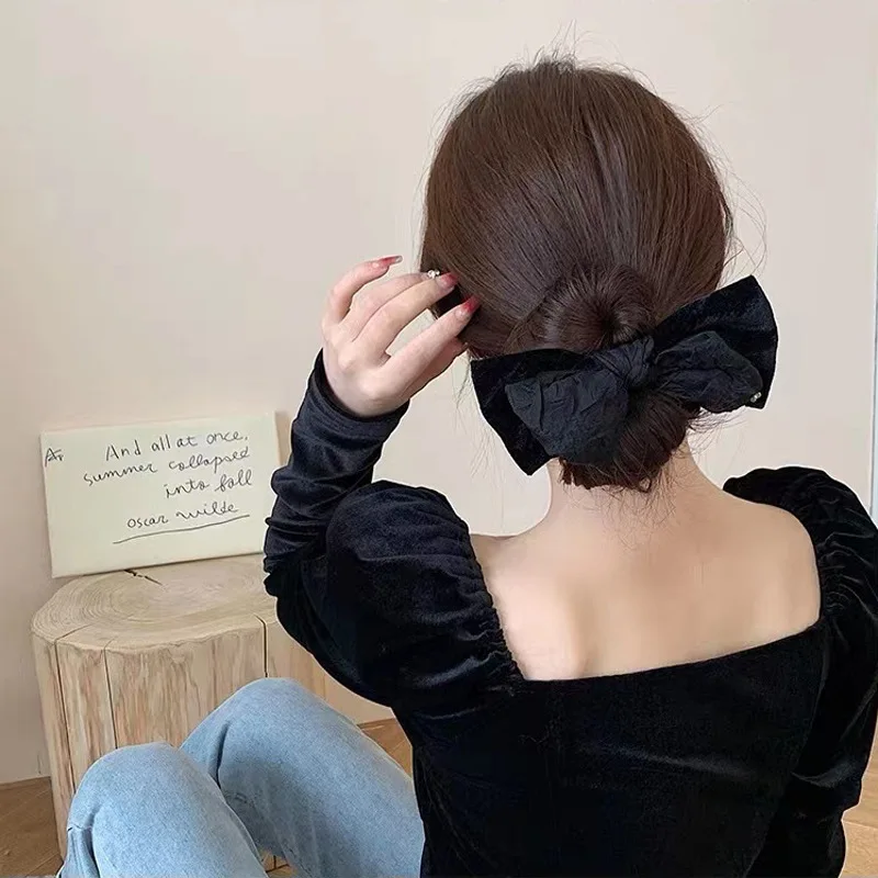 Retro preto veludo bowknot cabelo scrunchies hairband feminino simples outono e inverno temperamento alta sentido elástico corda de cabelo