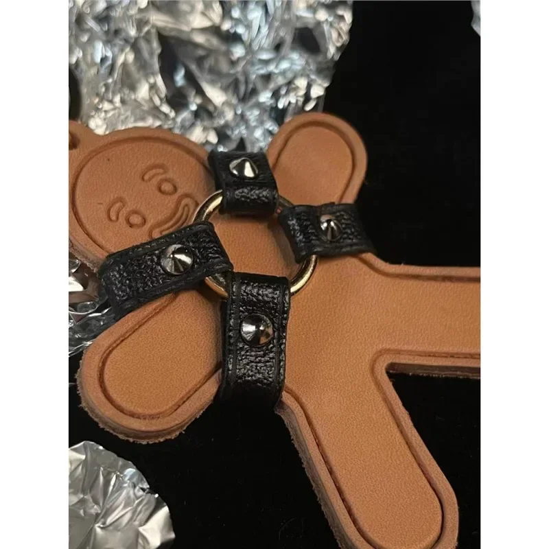 

Gingerbread Man Keychain Punk Cute Bag Pendant Rock Men's and Women's Bag Pendant Top Leather Accessories