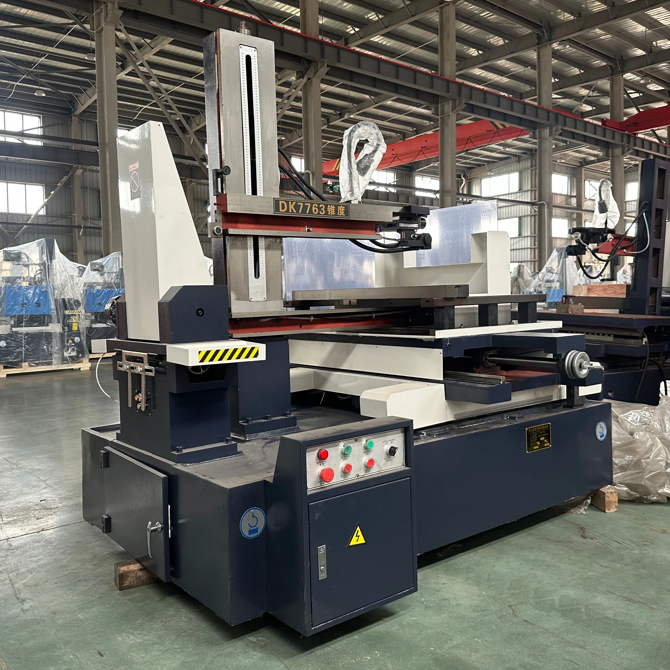 Dk7763 Series CNC EDM Wire Cutting Machine Erosion Machine Edm Wire Cut Machine