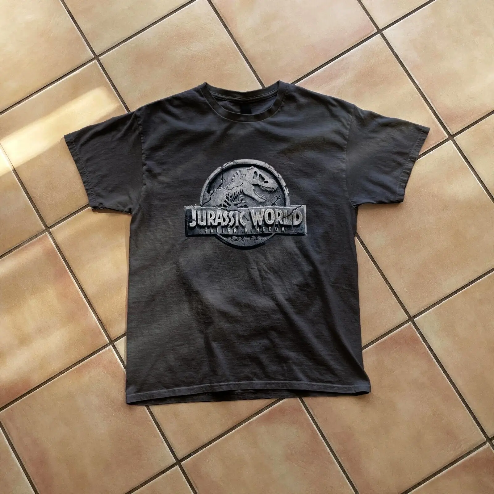 

Jurassic World Logo T-Shirt Vintage 2000s era, Y2k movies tee Fallen Kingdom tee