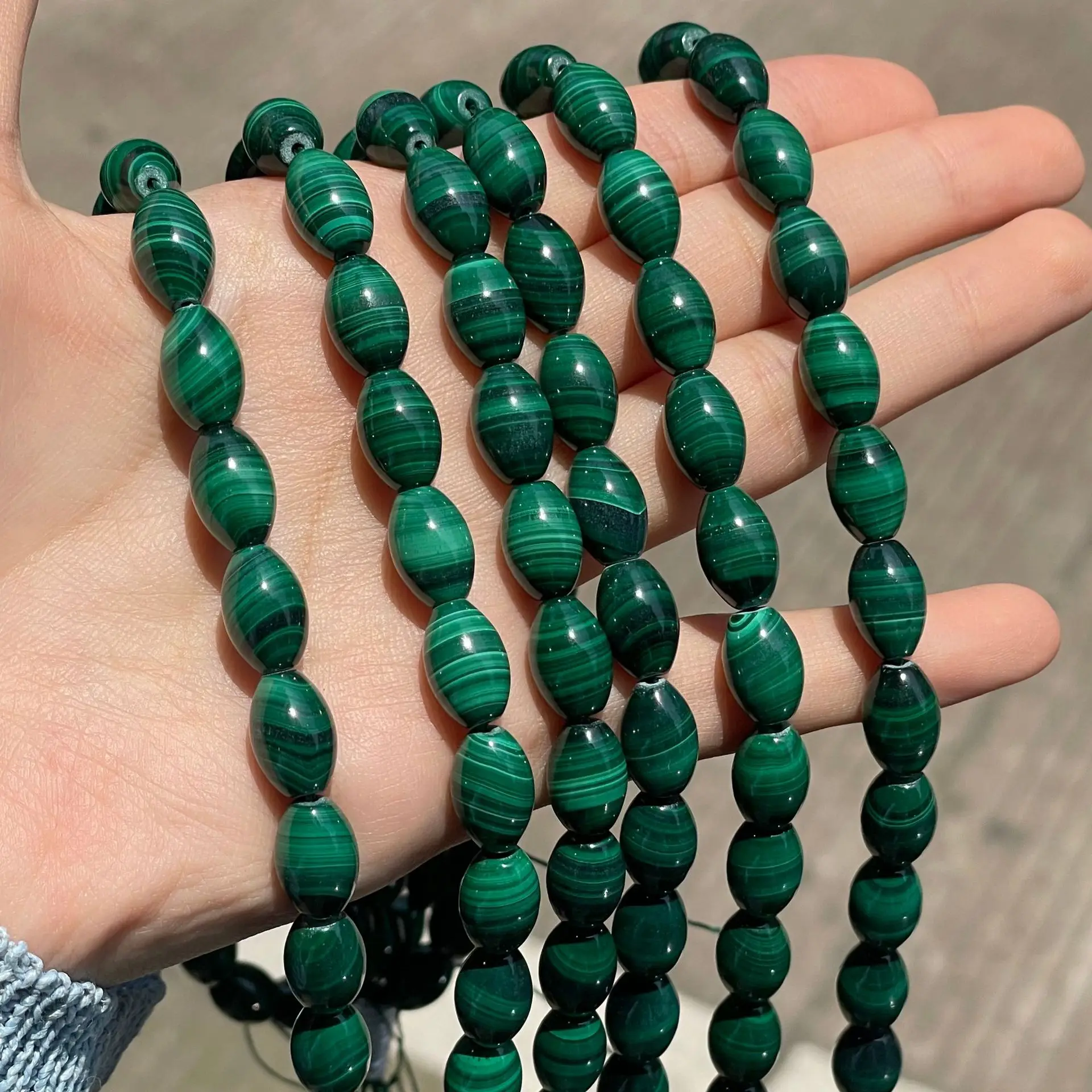 

Natural Malachite Rice/Oval Beads 8x12mm Polished Green Gemstone Beads for DIY Bracelet Necklace Jewelry Making Wholesale