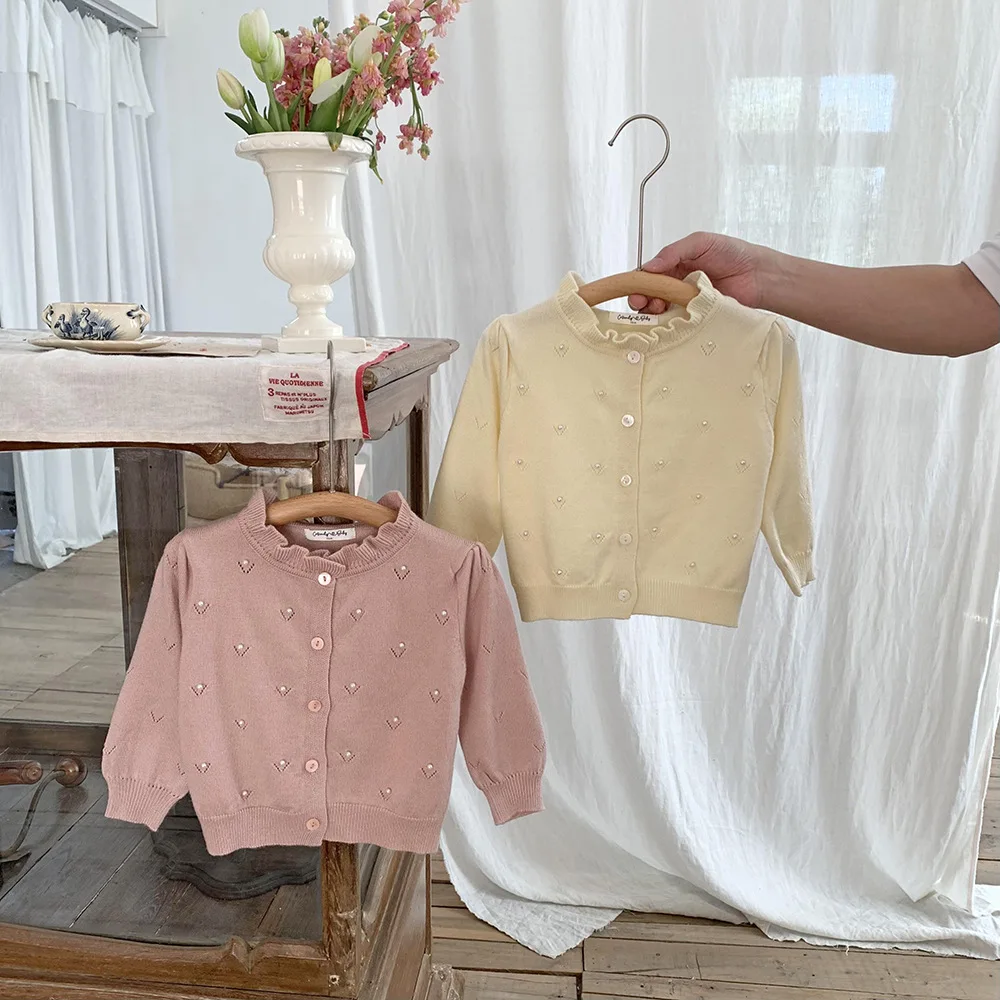 

INS New Baby Girls Trend Solid Color Ruffles Collar Cashmere Knitted Coat Newborn Thin Cardigan Sweater Jacket Coat with Pearls