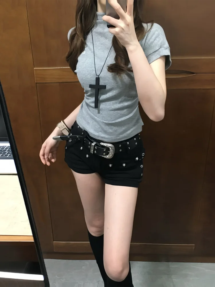 

Low-Waist Black Plus-Size Denim Shorts Women's Summer Millennium Style Lightweight Retro Slim-Fit Versatile Hot Pants