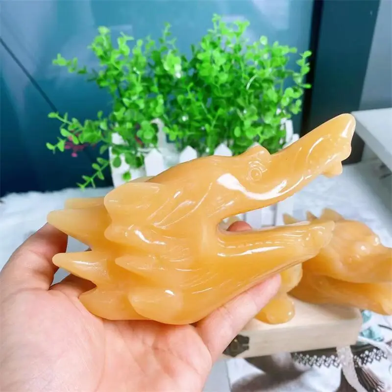 12.CM Natural Yellow Calcite Wolf Head Crystal Carving Powerful Animal Decorations Office Desktop Furniture Collection Gift 1pcs