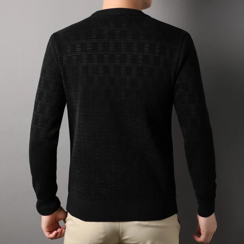 High-quality Men's Long-sleeved Thickened and Fleece-lined Geometric Pattern O-neck T-shirt, Slim-fitting Base Shirt.Stretchable