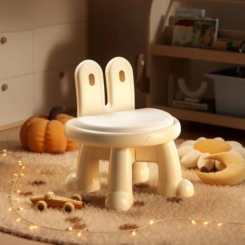 

Children's Chair with Backrest, Thickened Dining Chair, Non-slip and Anti-tip Design for Home Use Restaurant Chair Furniture