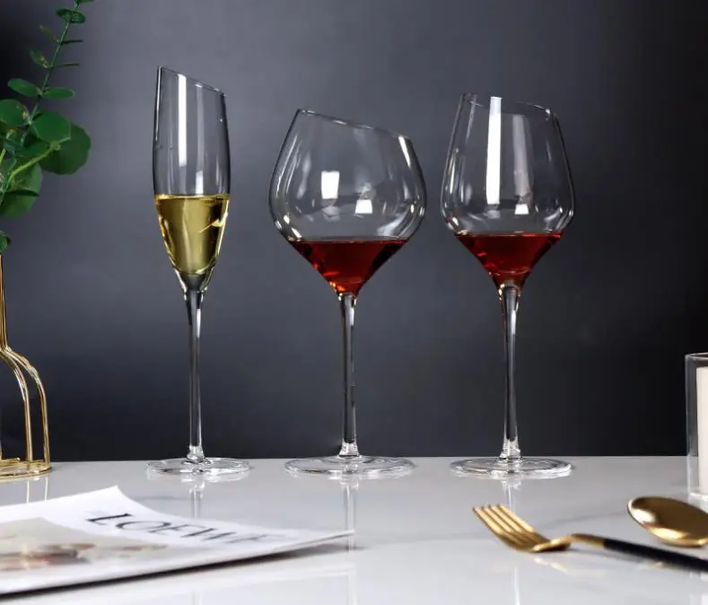 Creative inclined lipstick wine glasses set ion-plated champagne glasses goblets ins wind crystal wine glasses wholesale