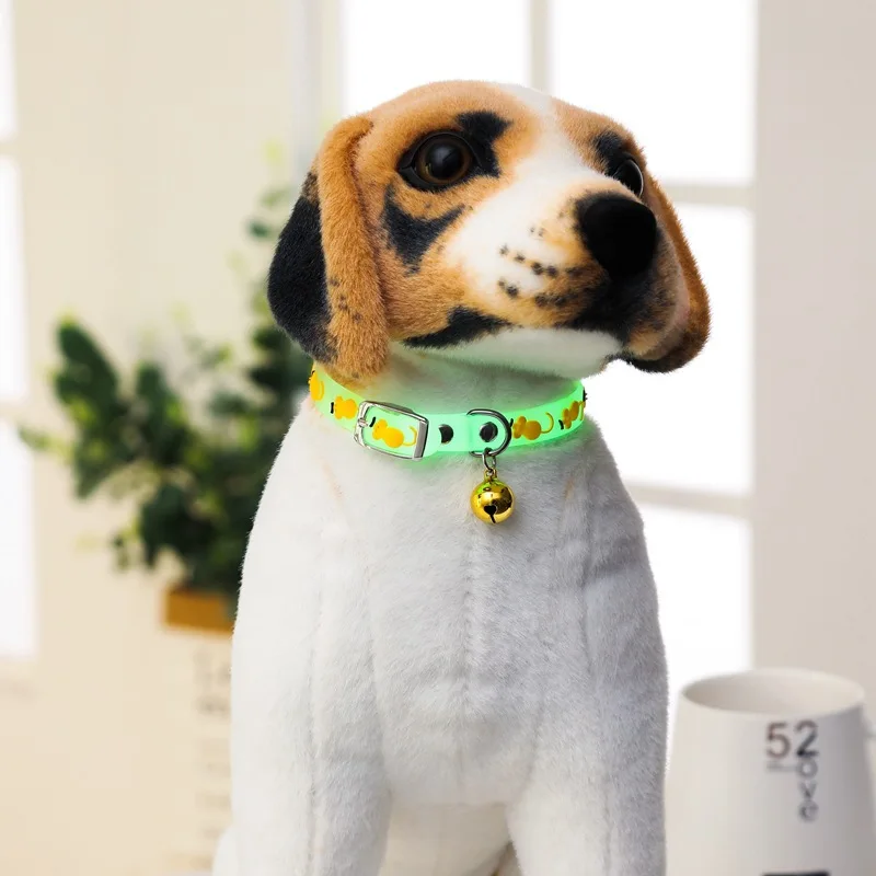 Luminous Cat Necklace Glowing Small Dog Cat Collar Anti-Loss Fluorescent Silicone Cat Bell Collar Neck Ring Pet Cat Accessories