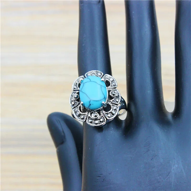 Vintage Plumflower Rhinestone Howlite Synthetic Turquoise Rings For Women Antique Silver Plated Fashion Jewelry