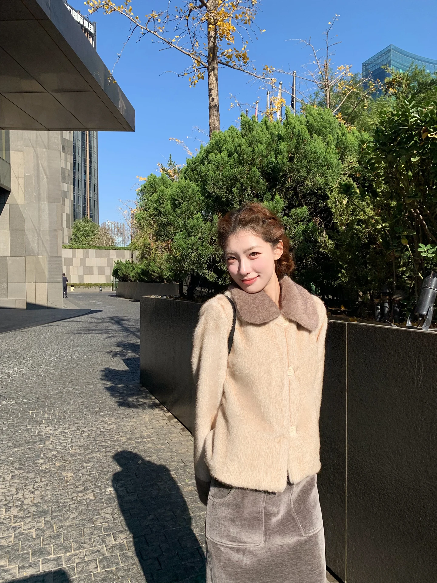 

Eco-Friendly Simulation Mink Collar ort Coat for Women Warmth And Sle SourceWithU Youth Faion Winter Outerwear