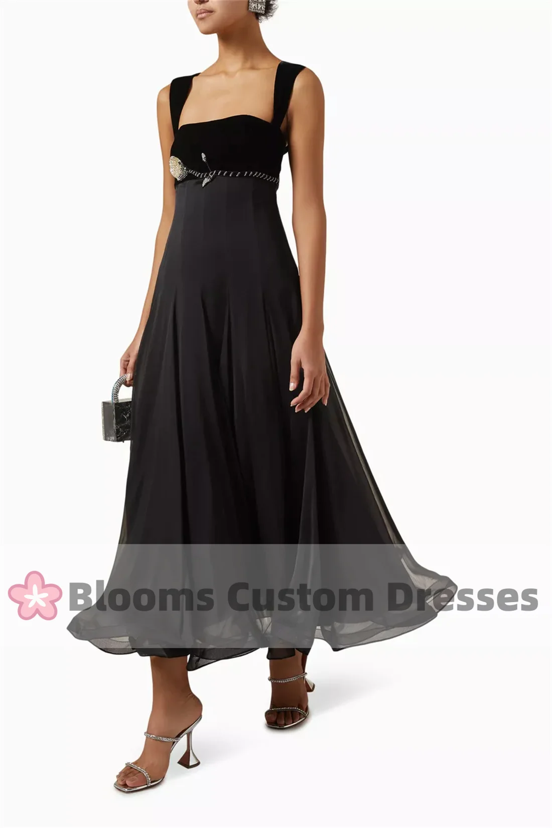 Blooms Black Elegant A-Line Prom Dress Rhinestone Floral Beaded Sweet Customized Evening Dress Sleeveless Special Occasion Gown