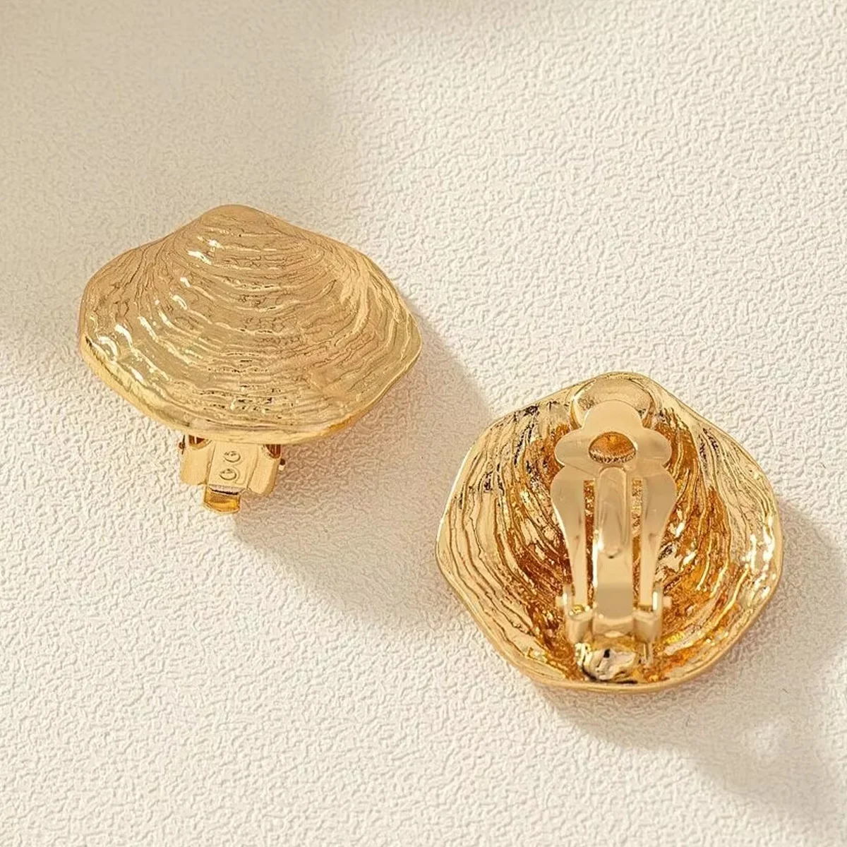 قذيفة معدنية شكل كليب على القرط للمرأة متلألئ الذهب اللون قطاع الأقراط أزياء فريدة من نوعها عطلة الشاطئ المجوهرات #4