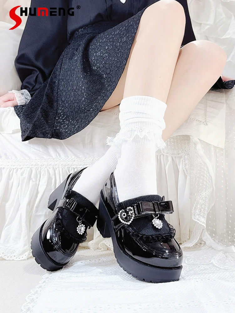 

Original Japanese Style Sweet Versatile Casual Loafers Bow Heart Buckle Bright PU Black High Heels Pumps for Women Lolita Shoes